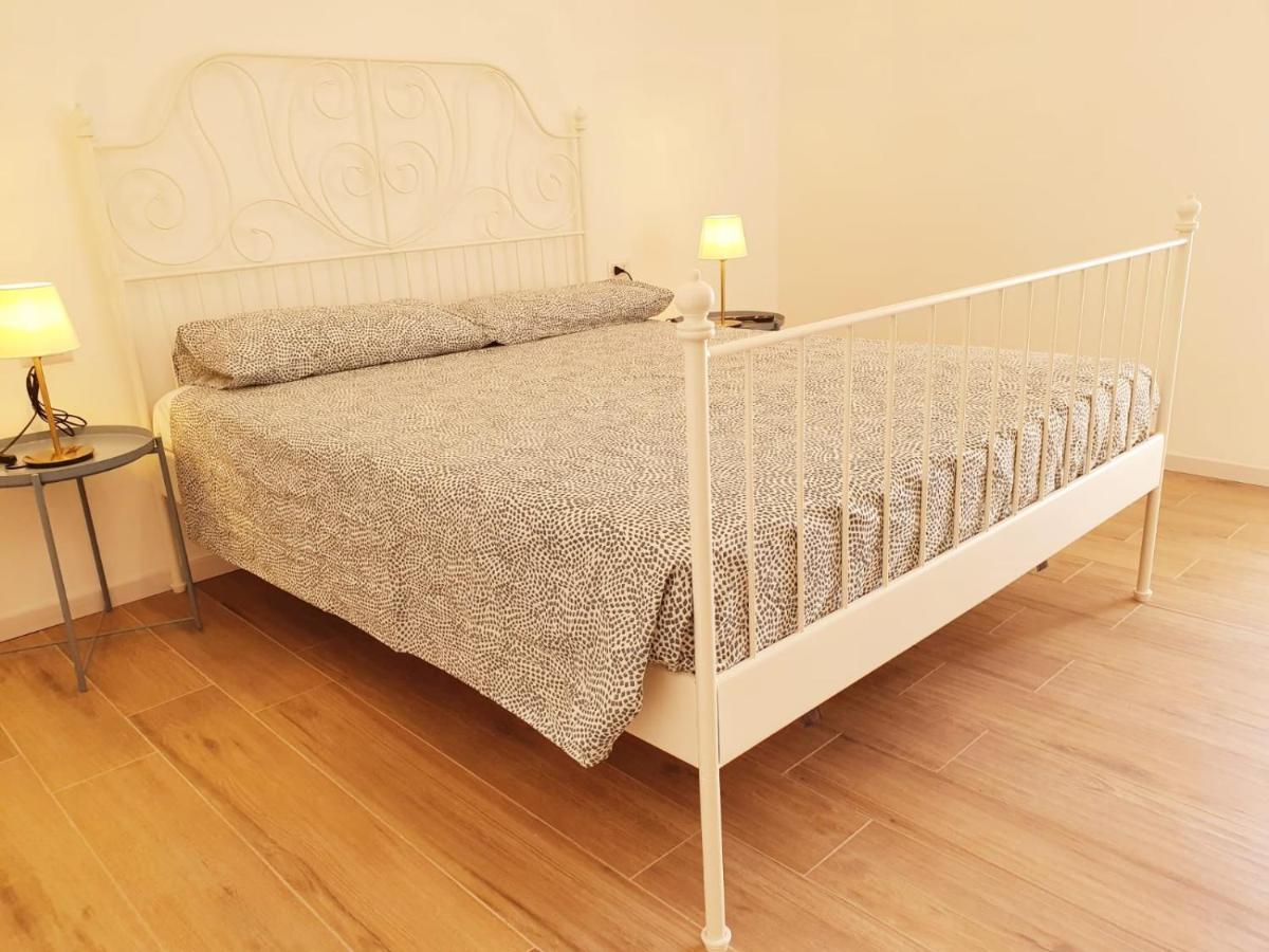 Beach Apartments Marina Di Ragusa Ngoại thất bức ảnh