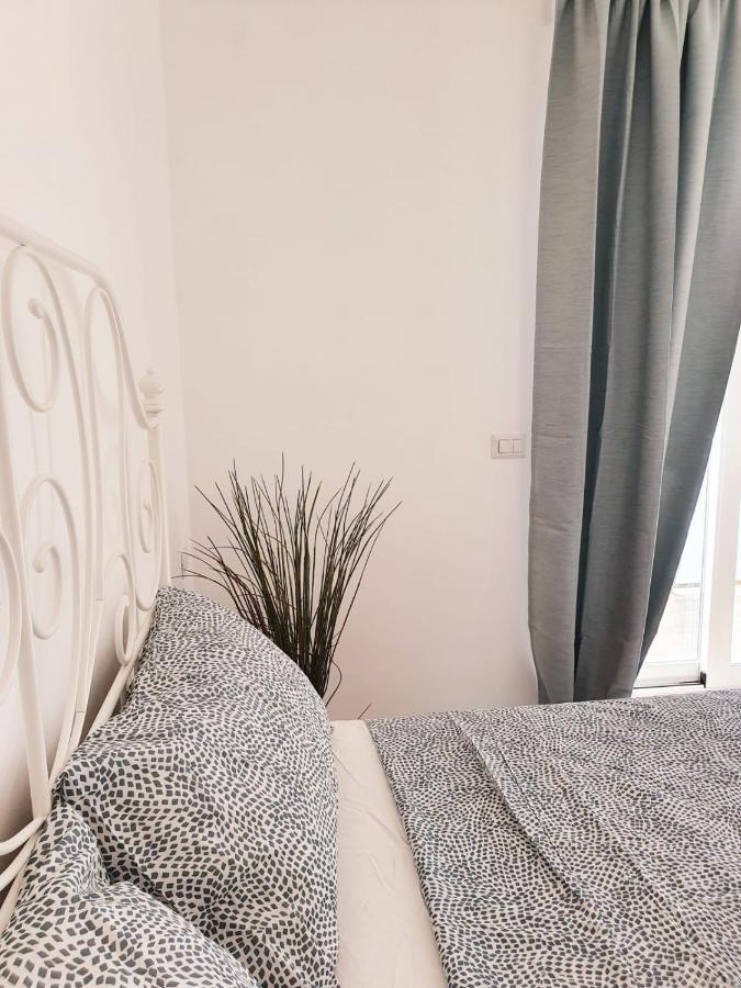 Beach Apartments Marina Di Ragusa Ngoại thất bức ảnh